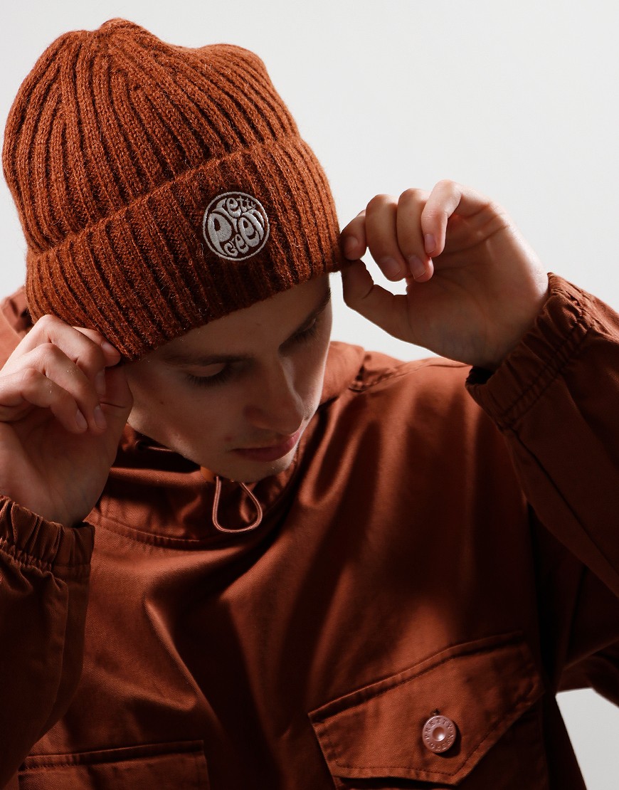 Pretty green store bobble hat